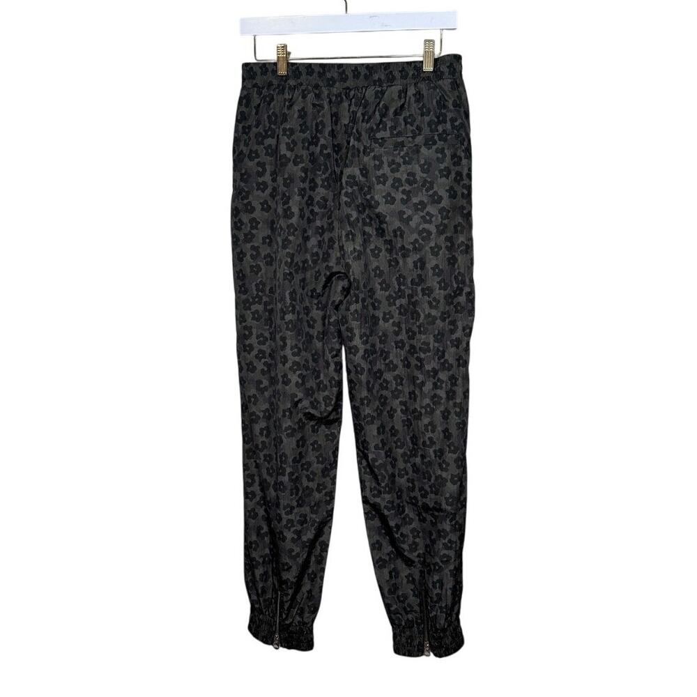 NWT VARLEY BECKETT Camo PANT Size medium - Picture 7 of 8